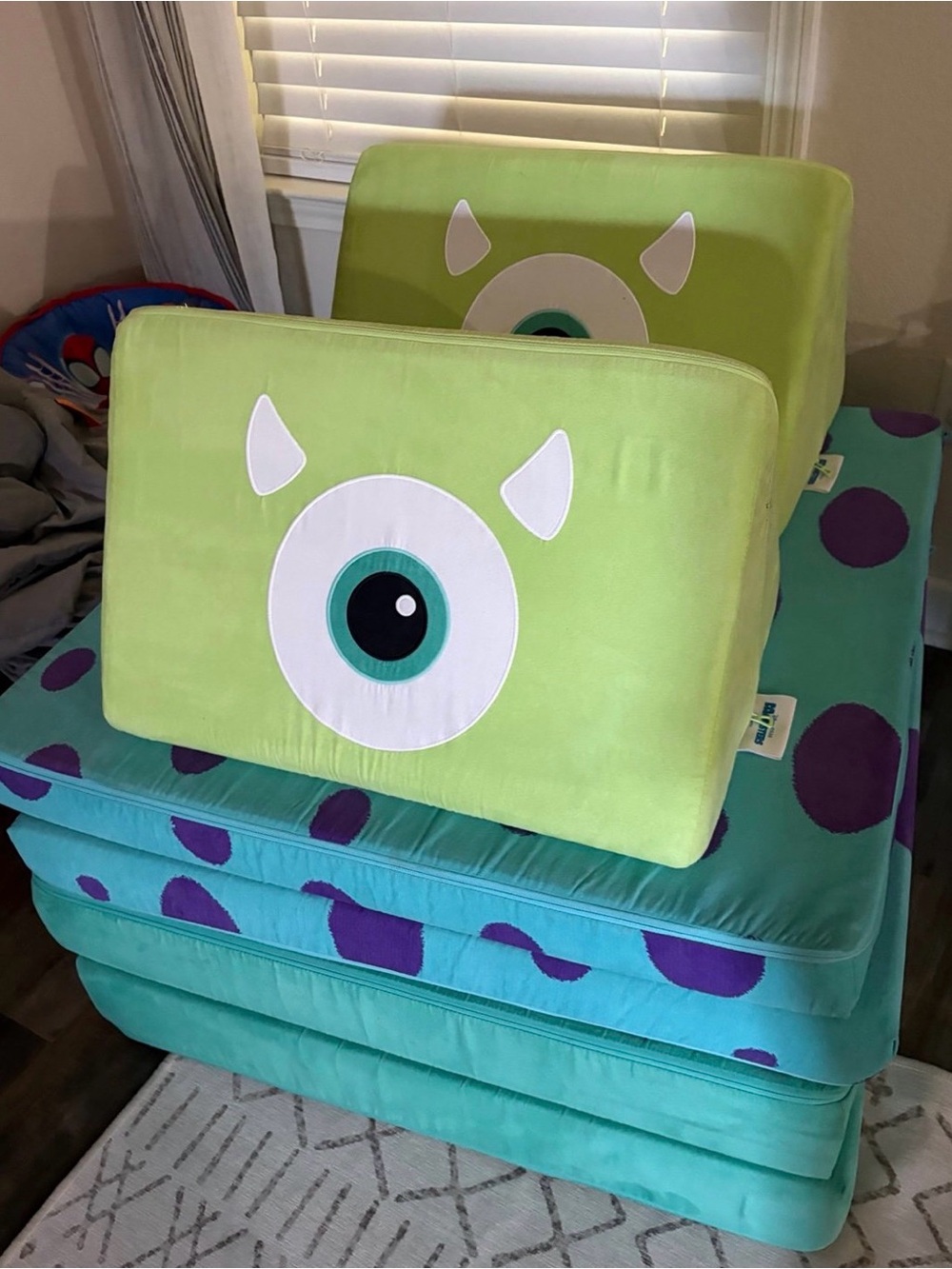 Green One-Eye Monster Foam Seat for Kids